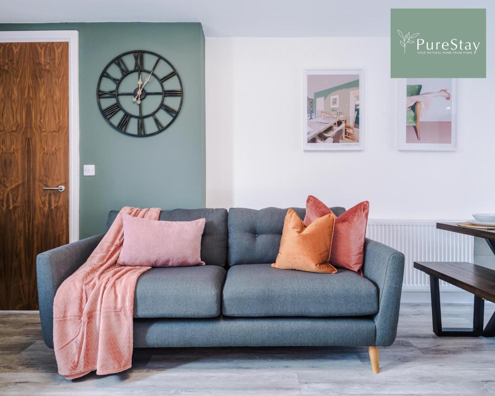 Stunning Five Bedroom Manchester House With Free Parking By Purestay Short Lets & Serviced Accommodation Экстерьер фото