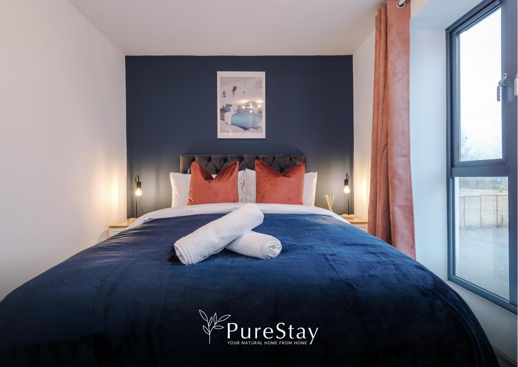 Stunning Five Bedroom Manchester House With Free Parking By Purestay Short Lets & Serviced Accommodation Экстерьер фото